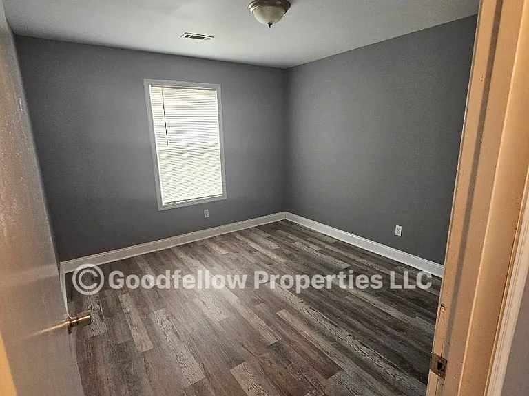 1049 Old Florence Rd #G — Photo 10