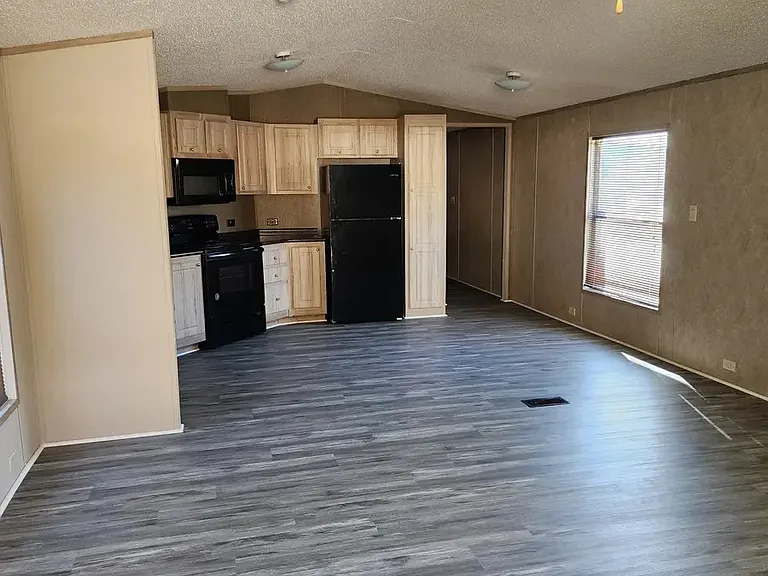 101 Stoney Creek Dr #15 — Photo 17