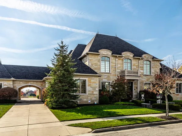 1813 Milford St, Carmel, IN 46032