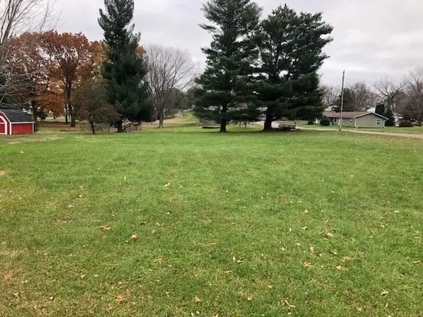 517 W 15th St, Neillsville, WI 54456