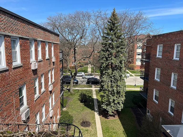 2620 Central St — Photo 14