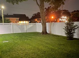 434 Waukena Ave, Oceanside, NY 11572