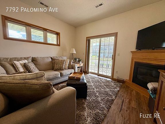 3rd image of 7792 Palomino Ave NE