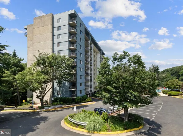 3800 Powell Ln APT 1218, Falls Church, VA 22041