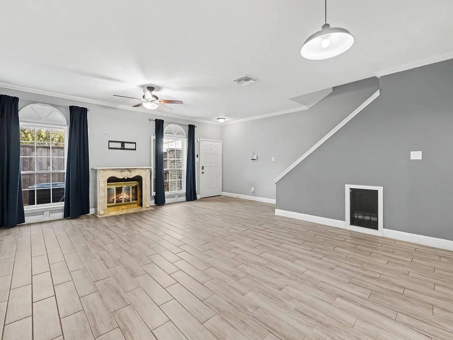 2 bed, 2.5 bath, 1620 sqft, $1,950 — Photo 4