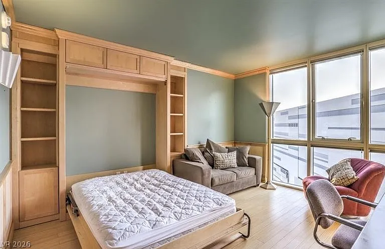 2747 Paradise Rd #1906 — Photo 32