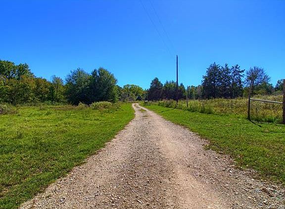 4th image of 4741 W Fm 696