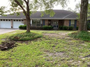 642 E Oak Ln, Nacogdoches, TX 75961