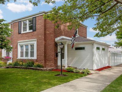 7800 W Balmoral Ave #1, Chicago, IL, 60656