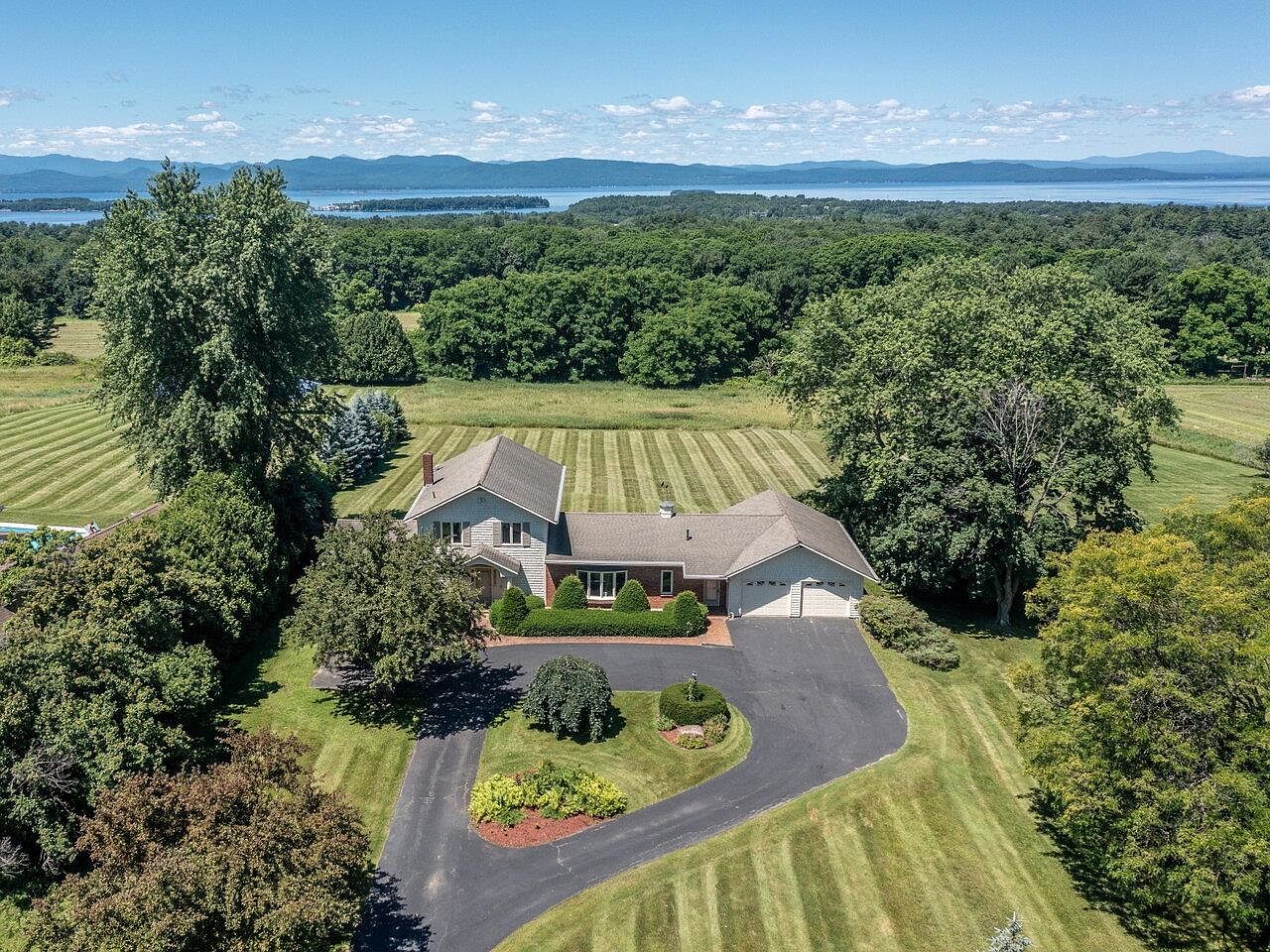 1269 Spear Street, South Burlington, VT 05403 MLS 5003882 Zillow