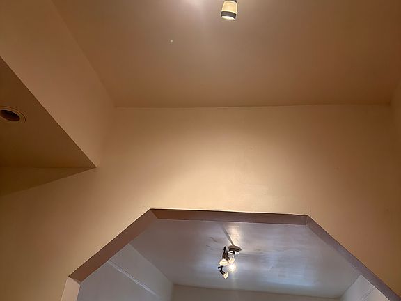 4th image of 332 E 53rd St APT 1E