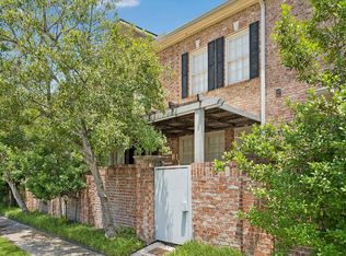 6022 Burgoyne Rd, Houston, TX 77057