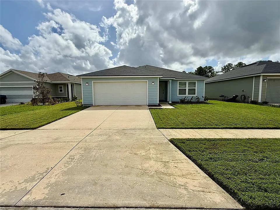 1127 Grand Cypress Ct