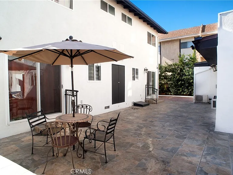 11267 Otsego St — Photo 10