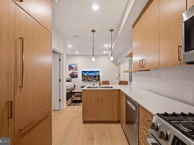 1402 12th St NW #3B — Photo 13