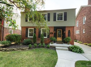 11025 Cranston St, Livonia, MI