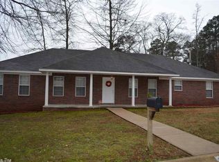 8311 Oxford Valley Dr, Mabelvale, AR 72103