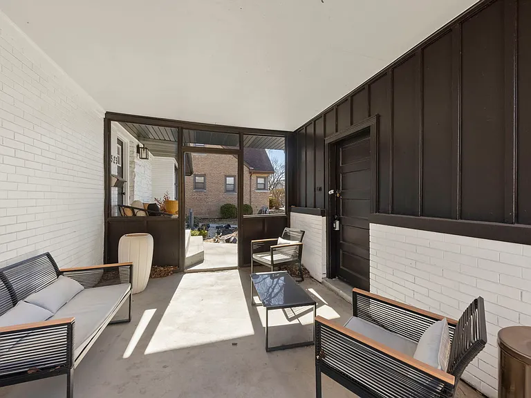 9525 Parkside Ave — Photo 22