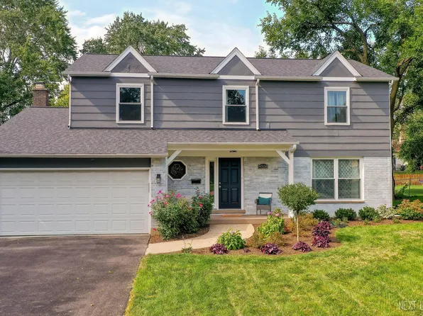 4508 Waubansie Ln, Lisle, IL 60532