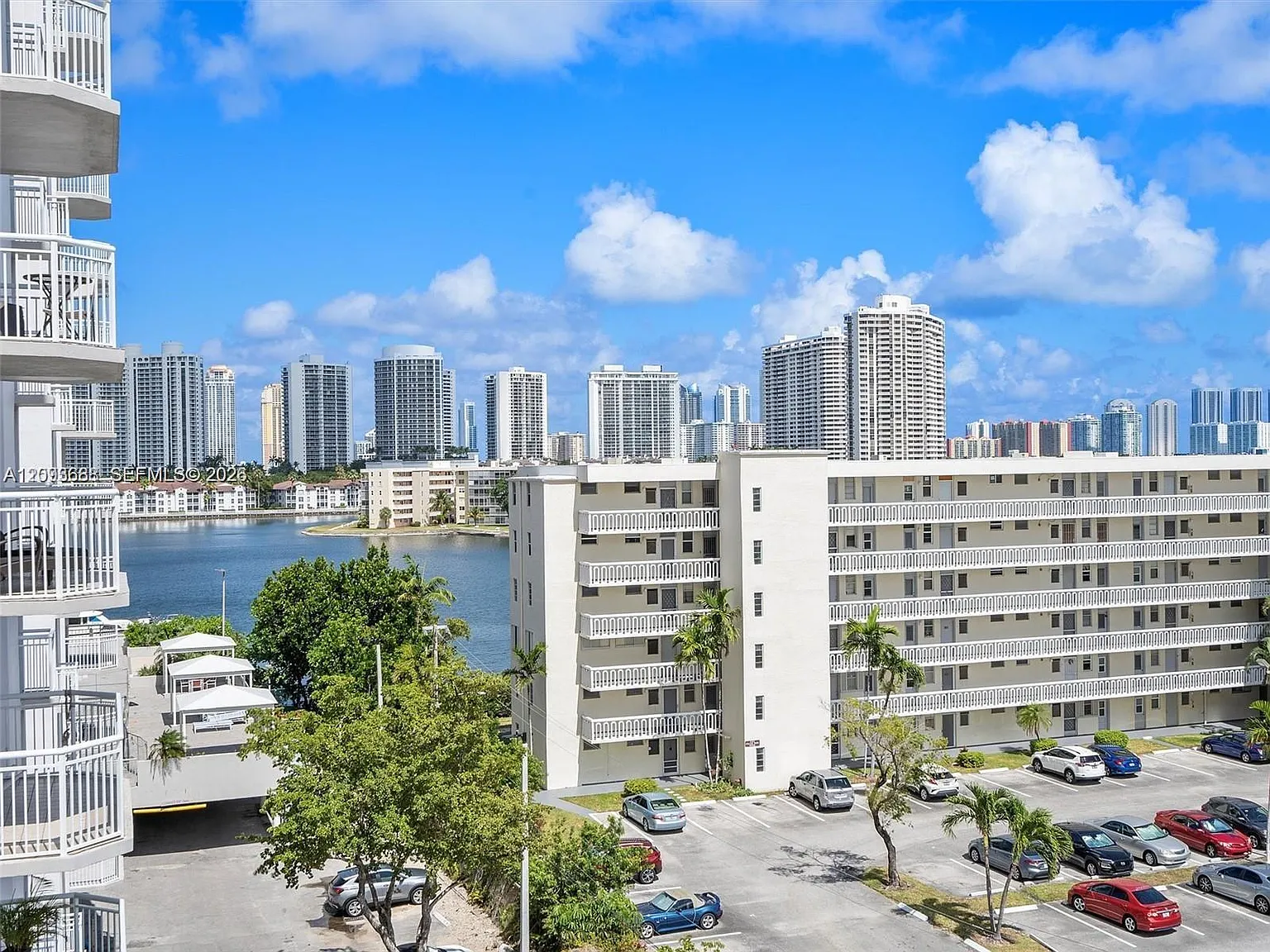 Del Prado Marina — Photo 2
