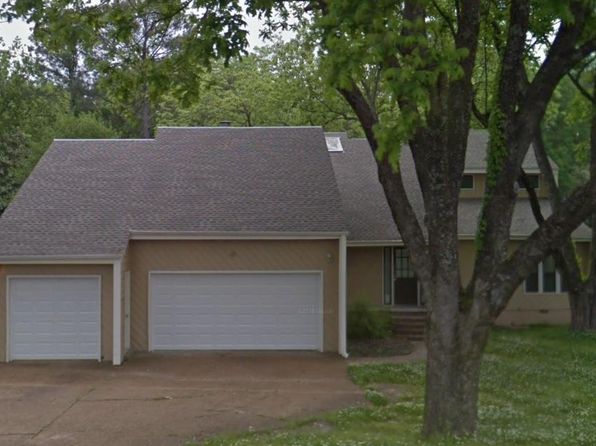 8032 Poplar Pike, Germantown, TN