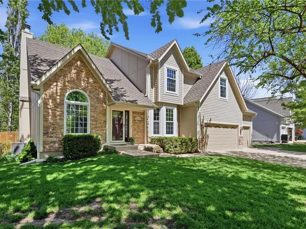 15716 W 138th Ter, Olathe, KS 66062