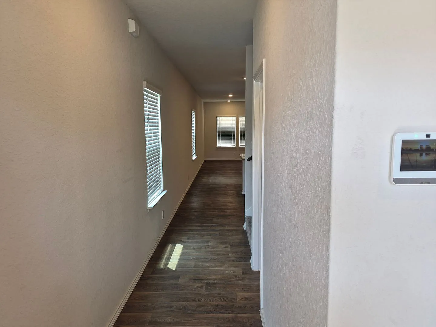 465 Middle Green Loop, Floresville, TX. 78114 — Photo 4