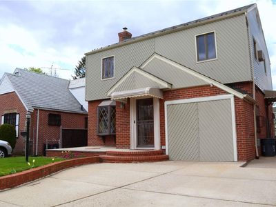 118-48 224th Street, Cambria Heights, NY, 11411