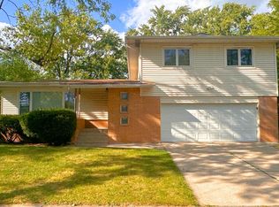 159 Pleasant Dr, Chicago Heights, IL 60411