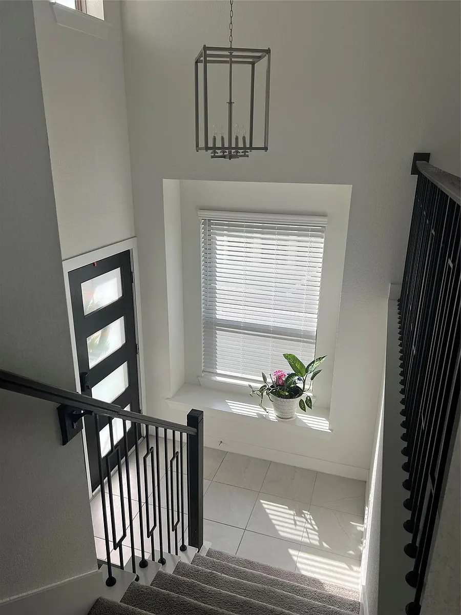 Building Photo - 4971 Carranza Ct