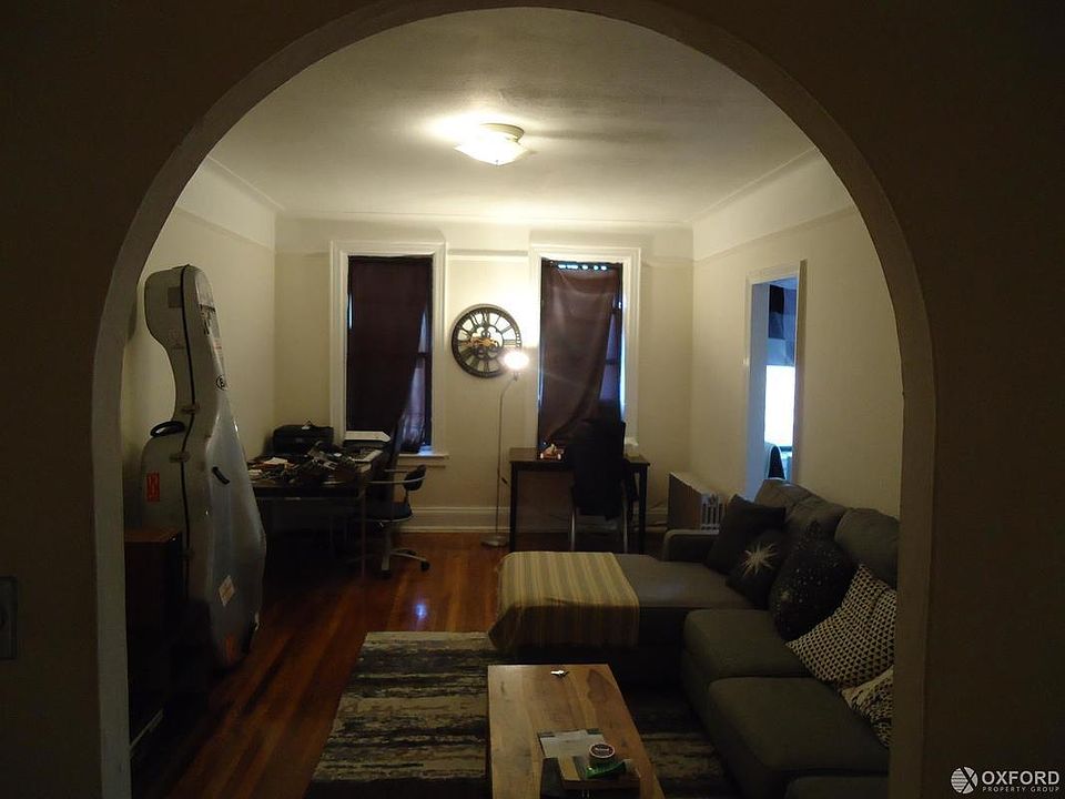 1st image of 3216 Crescent St APT H6