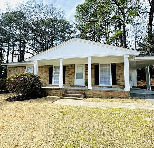 824 Stoneykirk Dr — Photo 1