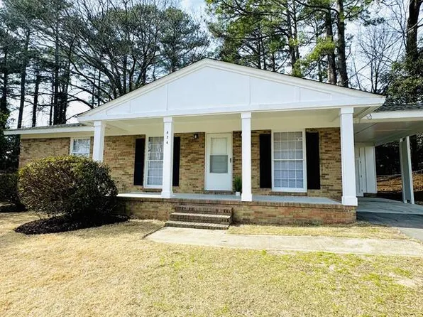 824 Stoneykirk Dr, Fayetteville, NC 28314