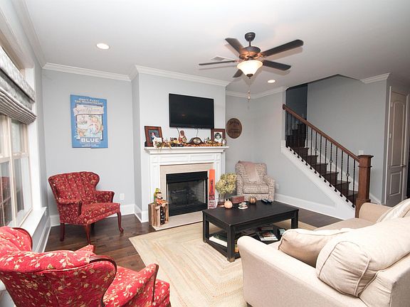 4th image of 1061 Vinings Blvd