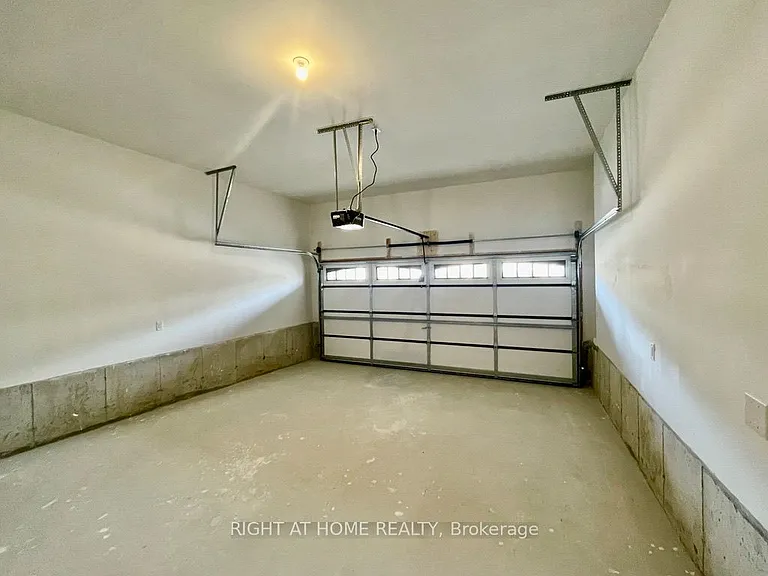 64 Gemini Dr — Photo 29