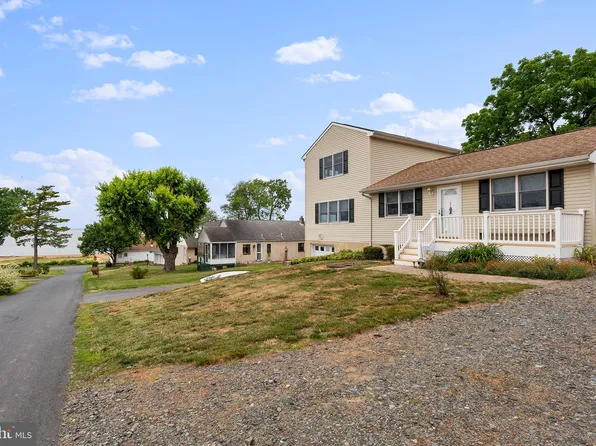 21 Carolina Ave, Earleville, MD 21919
