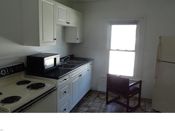 3rd image of 1315 Kaderly St NW