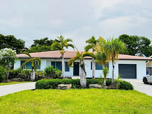 2271 SW 30th Ter Photo 1