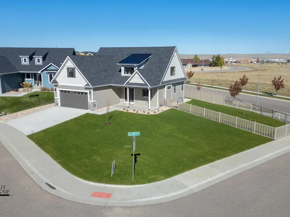 5401 Dolomite Cir, Casper, WY 82609