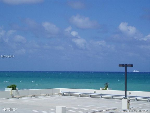 3rd image of 3901 S Ocean Dr APT 8D