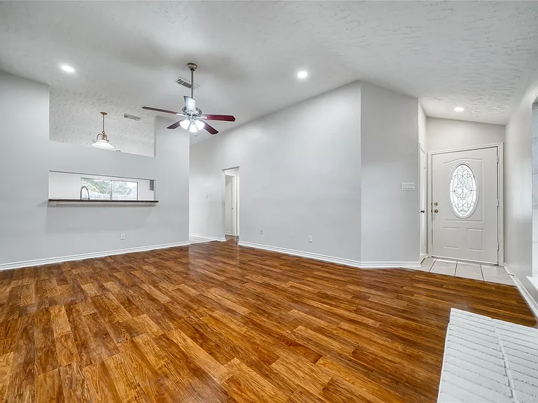 2014 Powder Mist Ln — Photo 9