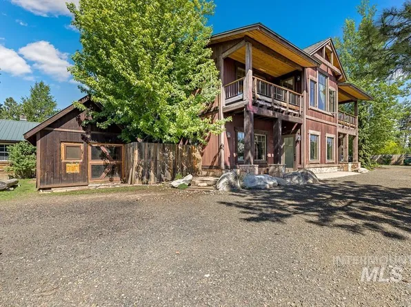 312 Samson Ct, McCall, ID 83638