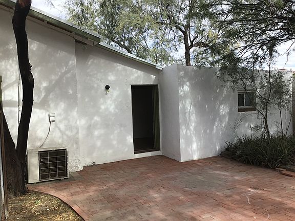 2nd image of 513 S Meyer Ave #513