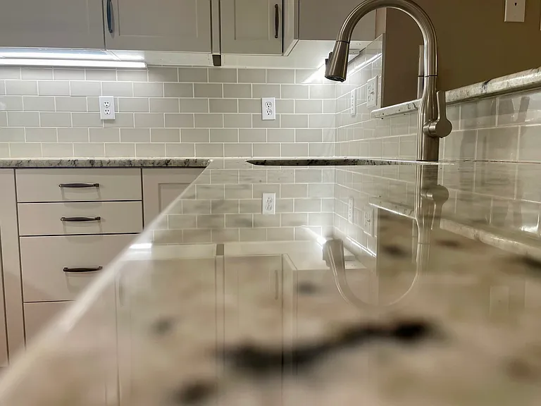 190 W Green Meadows Rd — Photo 12