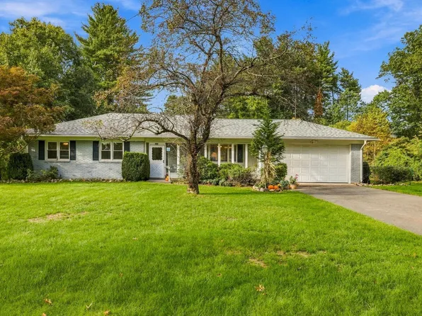 297 Falley Dr, Westfield, MA 01085