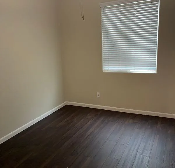 25633 Macintosh Ct — Photo 1