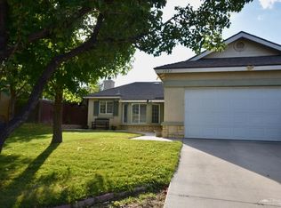 1021 S Green St, Tehachapi, CA 93561