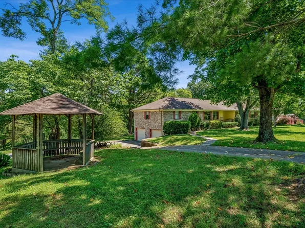 305 Tanglewood Dr, Mount Juliet, TN 37122
