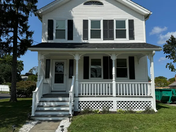 1098 Broadbridge Ave, Stratford, CT 06615