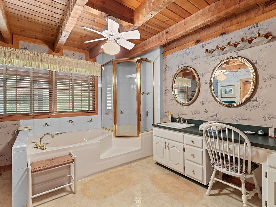 16th image of this home